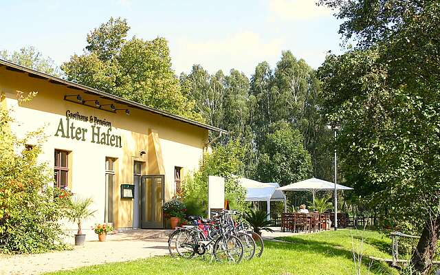 Gasthaus & Pension Alter Hafen am Havel-Radweg